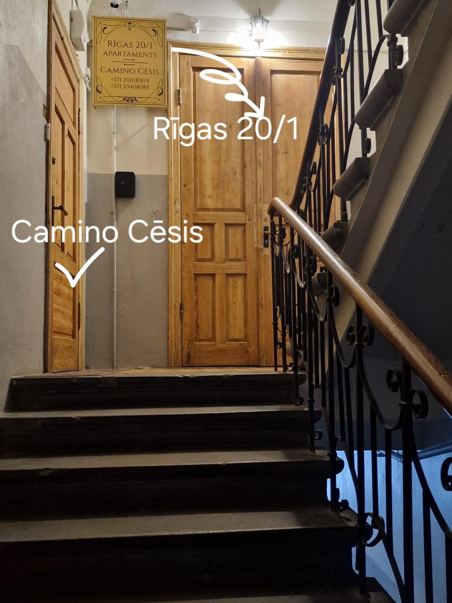 Rigas 20/1 Apartaments Cesis Luaran gambar